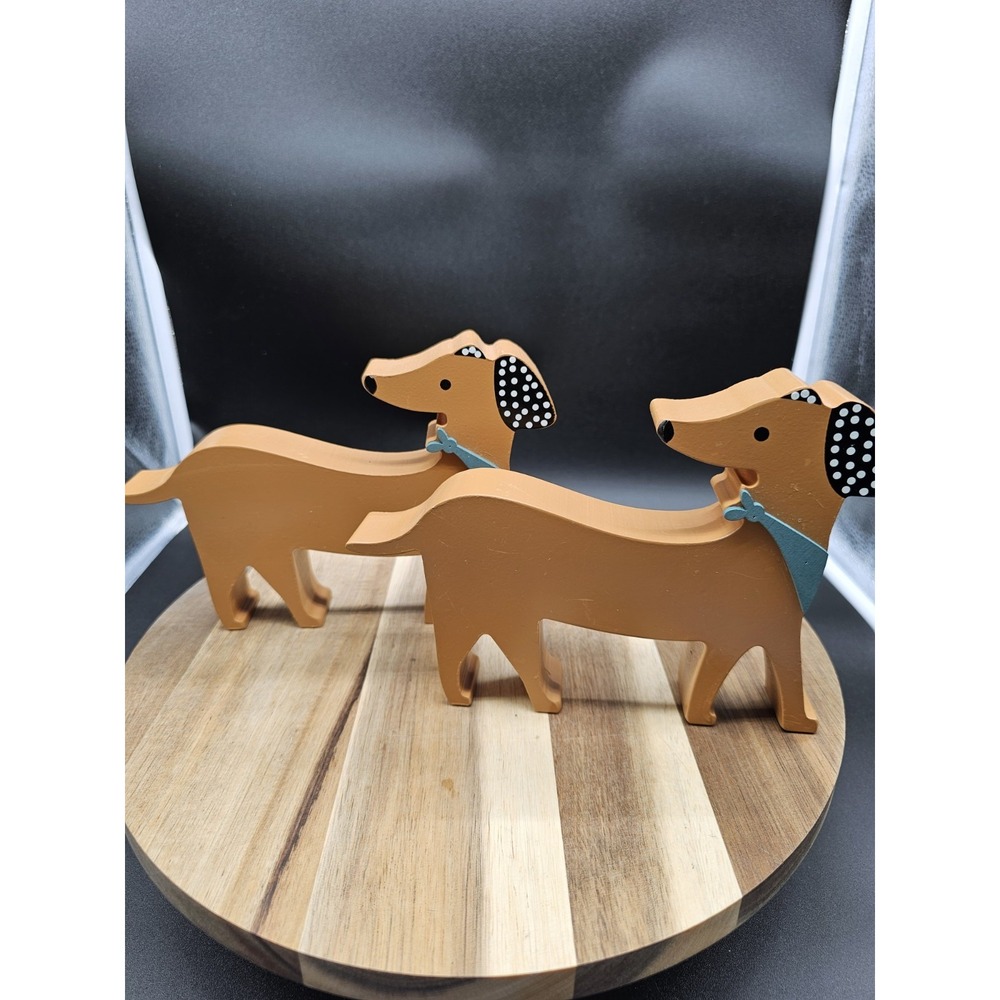 Pair Of Wood Cut Out‎ Dachshund Wearing Bandana Shelf Sitters
